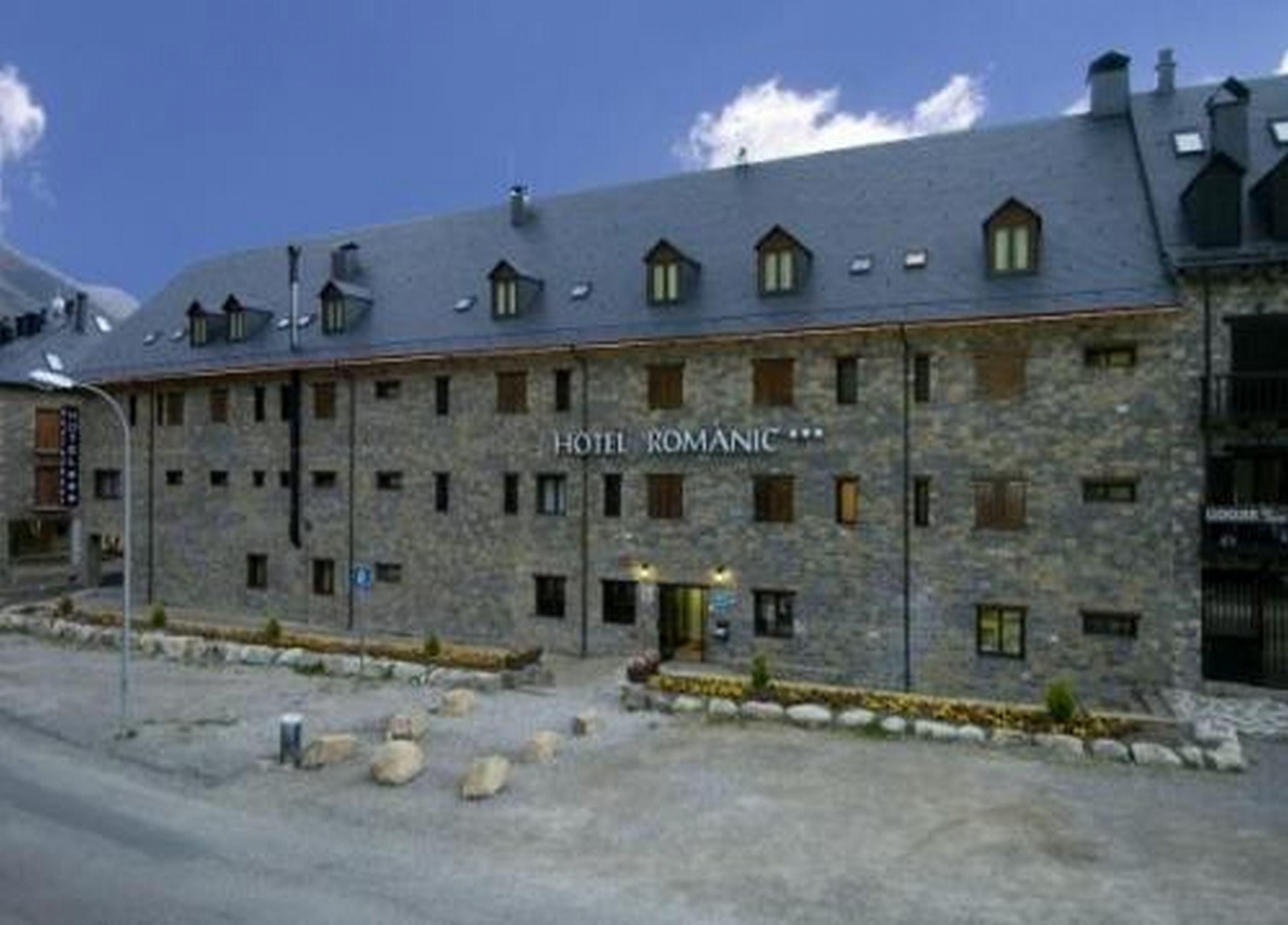 Hotel Romànic Estación Exterior foto